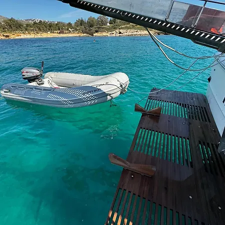 ספינת מלון Eva's Yatch אתונה